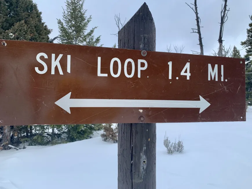Trail sign in Yellowstone